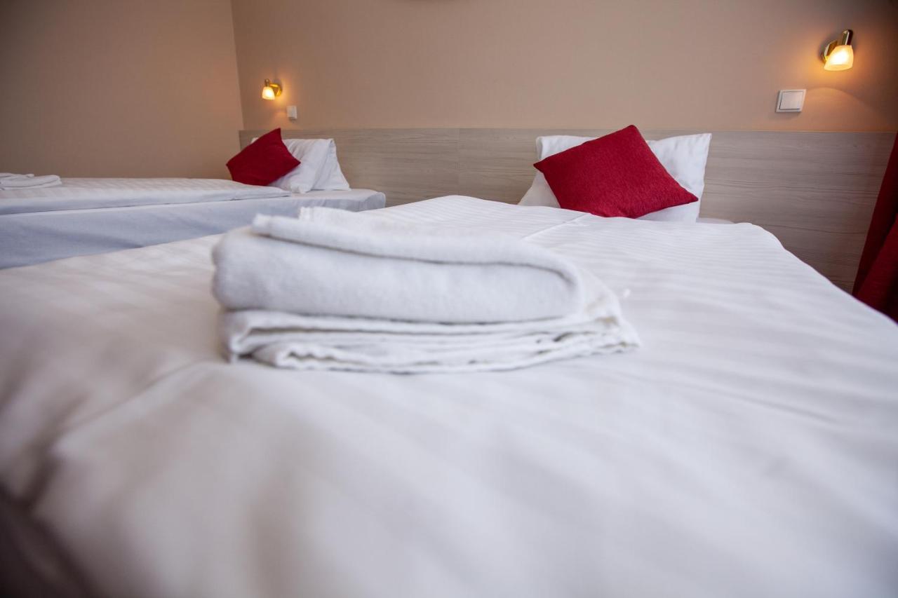 Hotel Stella Plzen Luaran gambar
