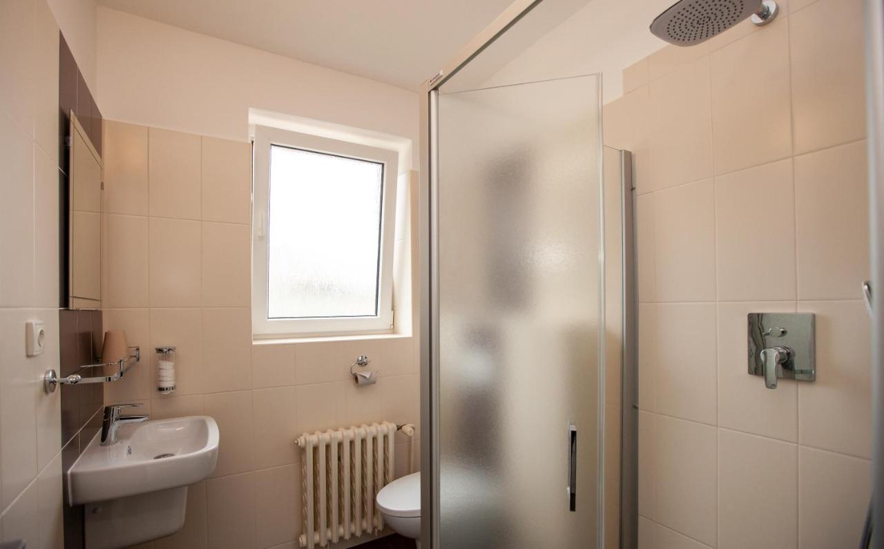 Hotel Stella Plzen Luaran gambar