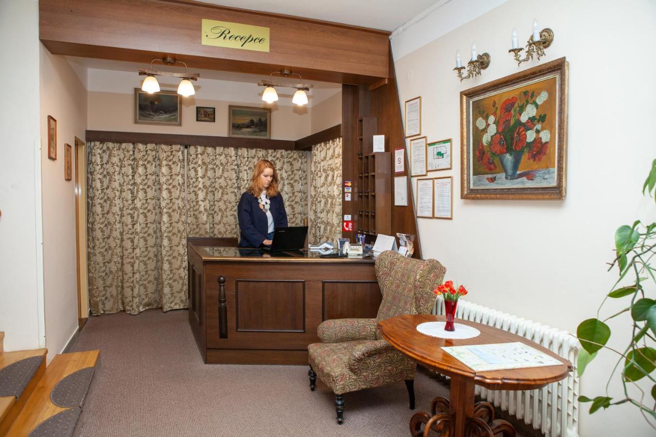 Hotel Stella Plzen Luaran gambar