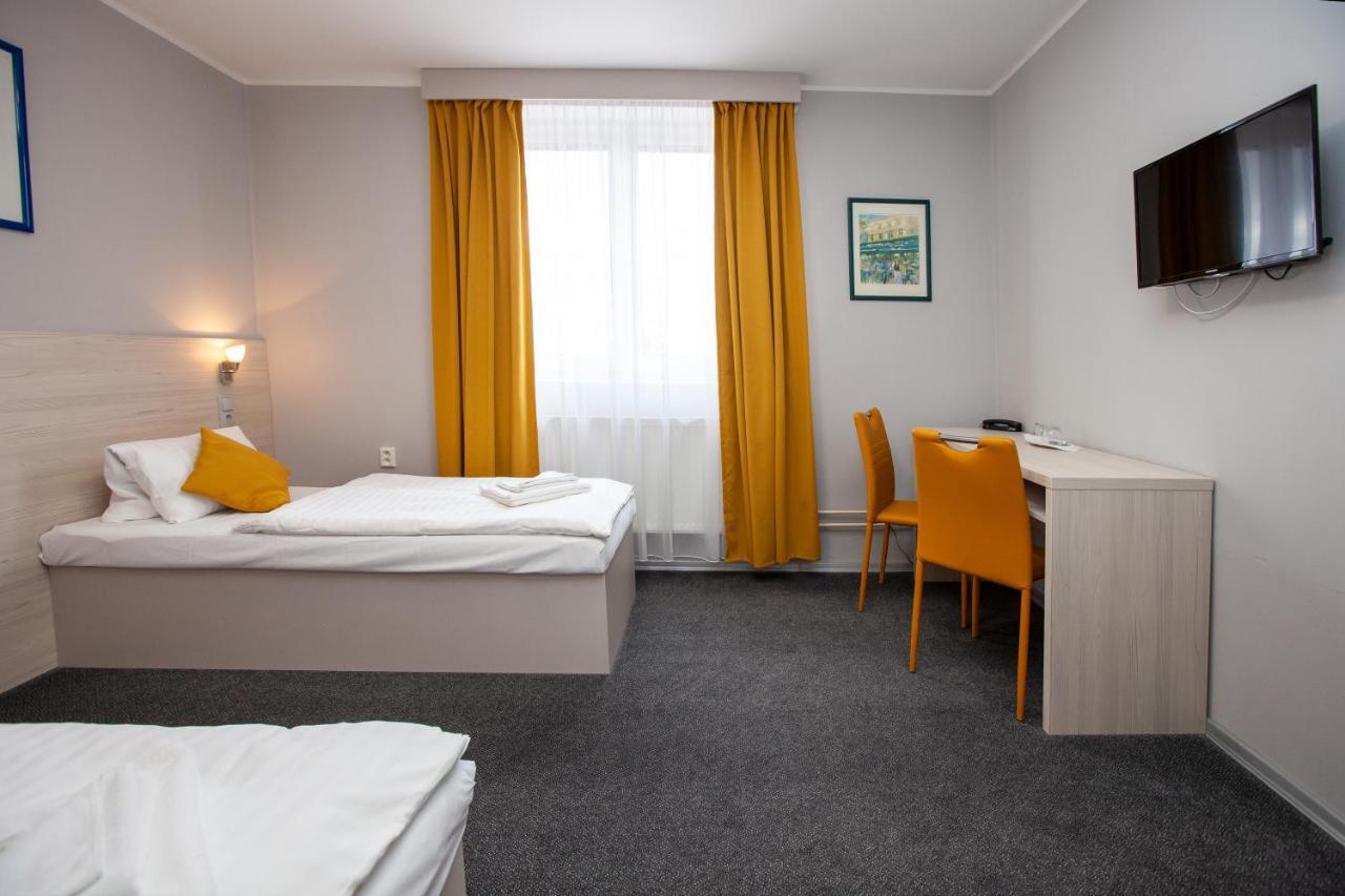 Hotel Stella Plzen Luaran gambar
